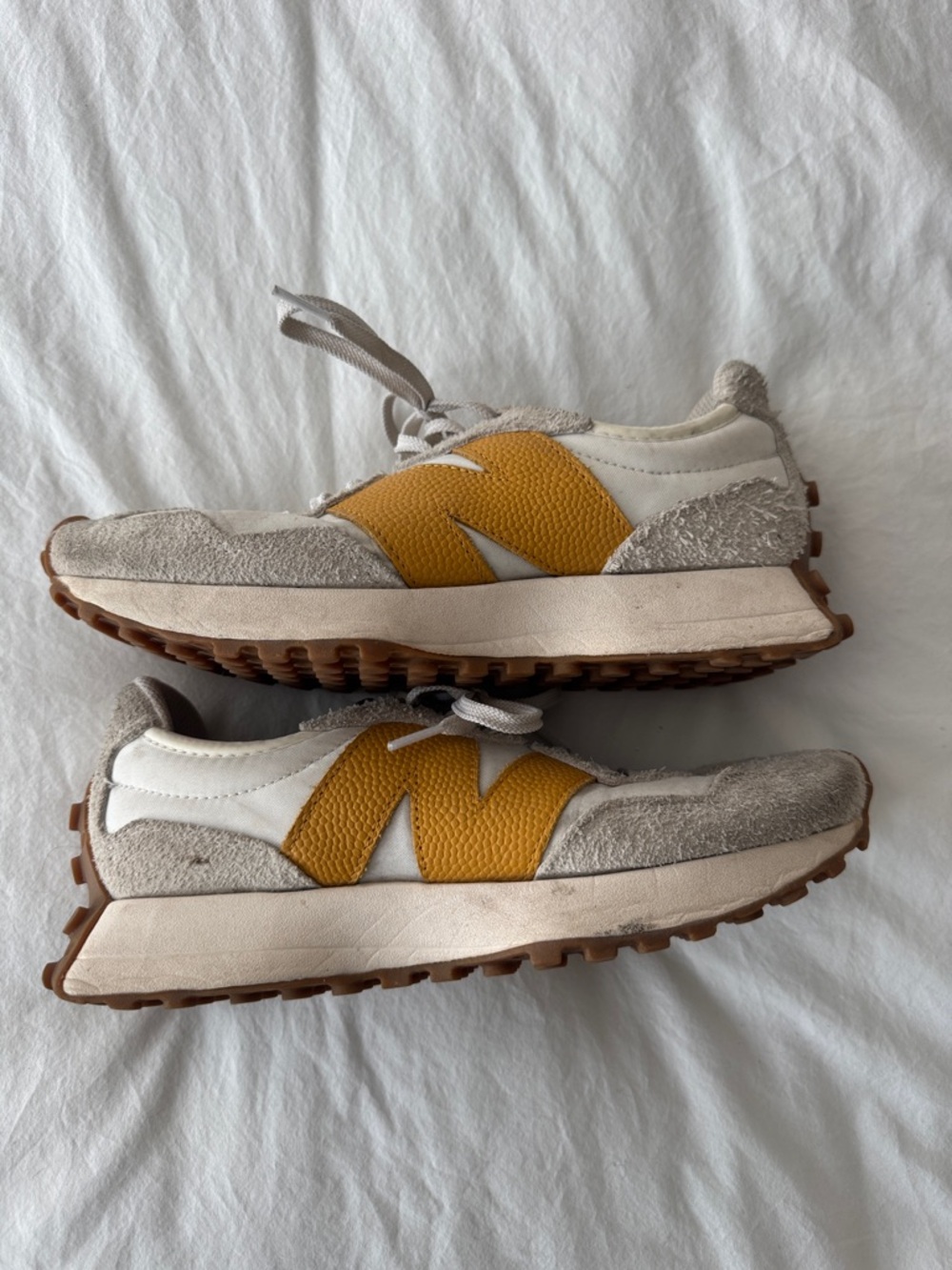 New Balance 327 Accent Retro Runner Sneakers
